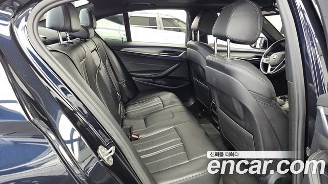 BMW 5 Series (G30) 530i xDrive M Sport Package 2018 — фото 12