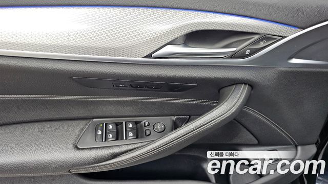 BMW 5 Series (G30) 530i xDrive M Sport Package 2018 — фото 29