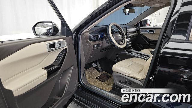 Ford Explorer (VI) 3.0 Platinum 4WD 2021 — фото 10