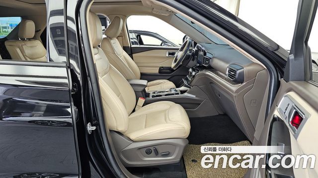 Ford Explorer (VI) 3.0 Platinum 4WD 2021 — фото 11