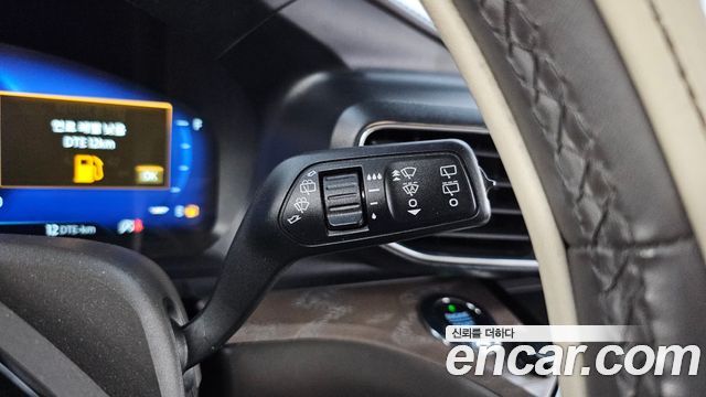 Ford Explorer (VI) 3.0 Platinum 4WD 2021 — фото 28