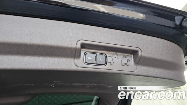 Ford Explorer (VI) 3.0 Platinum 4WD 2021 — фото 30