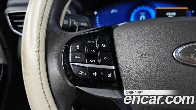 Ford Explorer (VI) 3.0 Platinum 4WD 2021 — фото 33