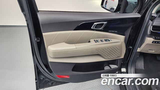 Kia Carnival (IV) Gasoline 9-Seater Signature 2024 — фото 31