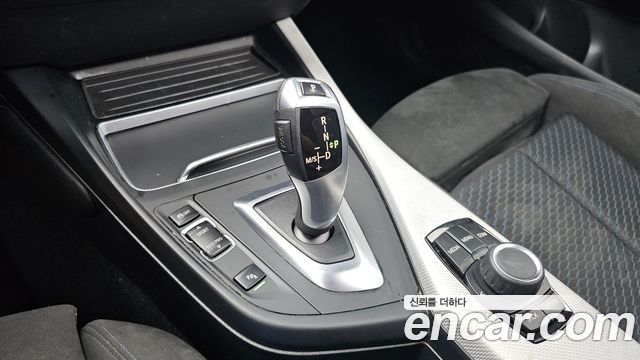 BMW 1 Series (F20) 118d M Sport Shadow 5 Door 2018 — фото 9