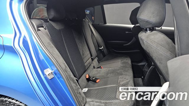 BMW 1 Series (F20) 118d M Sport Shadow 5 Door 2018 — фото 15
