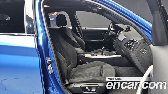 BMW 1 Series (F20) 118d M Sport Shadow 5 Door 2018 — фото 16