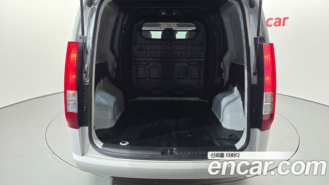 Hyundai Staria L3.5 Cargo 5-Seater Modern 2025 — фото 17
