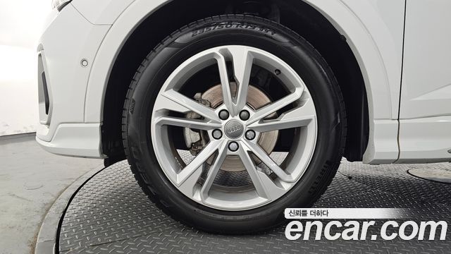 Audi Q3 (F3) 35 TDI Premium Sportback 2020 — фото 5