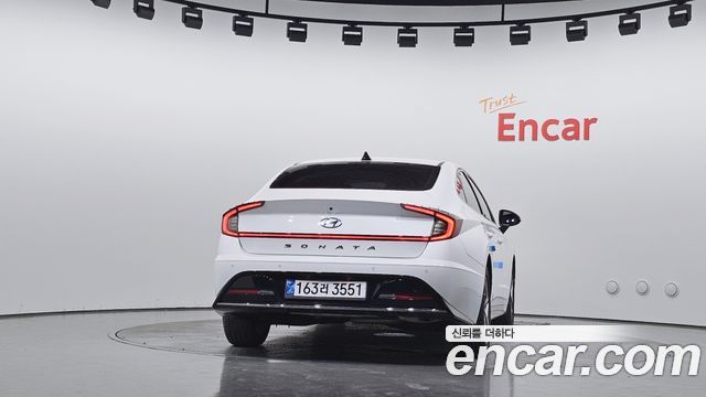 Hyundai Sonata (DN8) 2.0 Premium Plus 2022 — фото 4