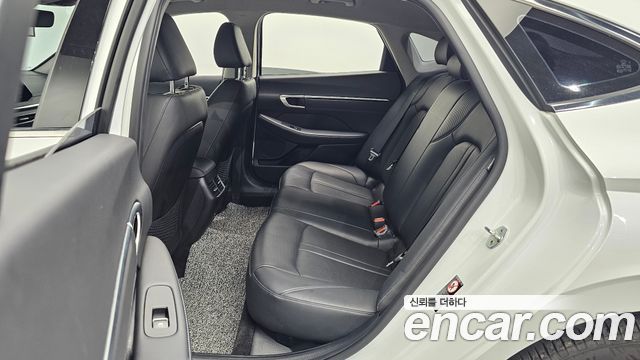 Hyundai Sonata (DN8) 2.0 Premium Plus 2022 — фото 11