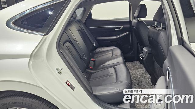 Hyundai Sonata (DN8) 2.0 Premium Plus 2022 — фото 12
