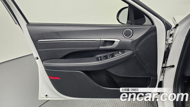Hyundai Sonata (DN8) 2.0 Premium Plus 2022 — фото 24