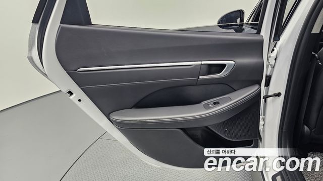 Hyundai Sonata (DN8) 2.0 Premium Plus 2022 — фото 25