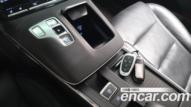 Hyundai Grandeur (IG) 3.0 LPi Rent Car Premium 2022 — фото 9