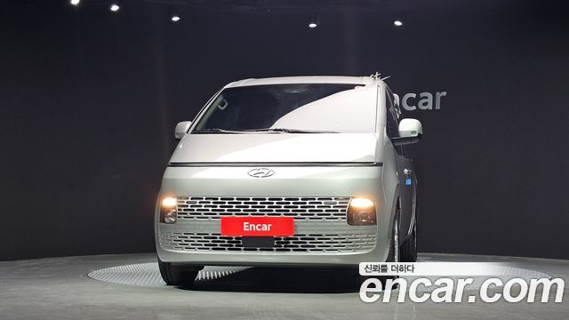 Hyundai Staria Cargo 3-Seater Modern 2023 — фото 3