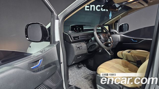 Hyundai Staria Cargo 3-Seater Modern 2023 — фото 11