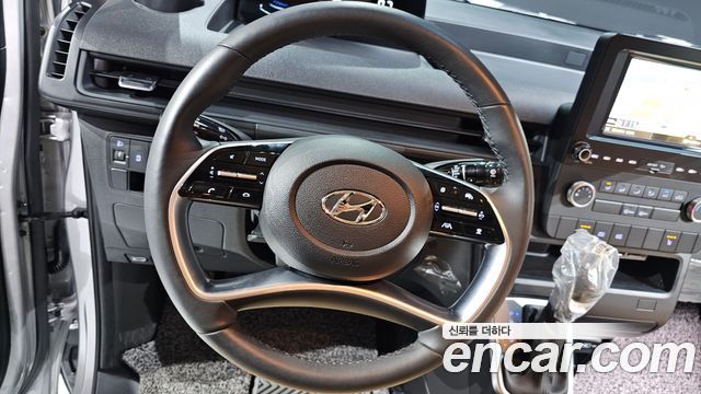 Hyundai Staria Cargo 3-Seater Modern 2023 — фото 12