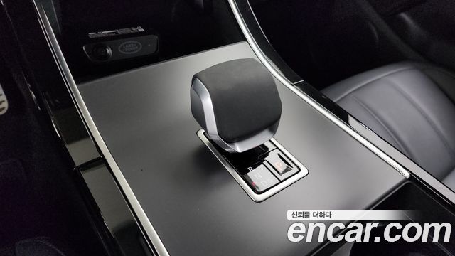 Land Rover Range Rover Evoque (II) P250 Dynamic SE 2024 — фото 9