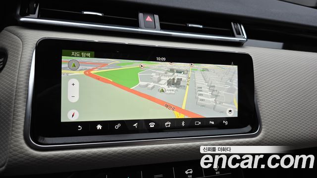 Land Rover Range Rover Velar 2.0 D240 R-Dynamic SE 2019 — фото 13