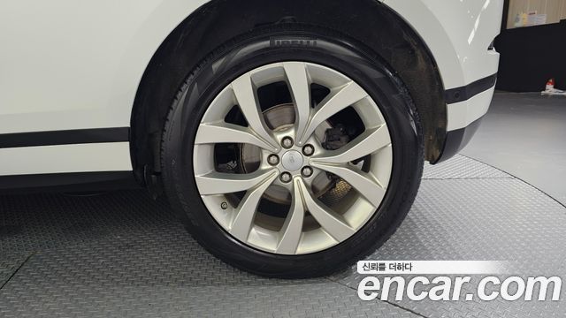 Land Rover Range Rover Evoque (II) D180 SE 2020 — фото 21