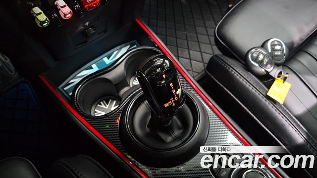 MINI Cooper S Countryman JCW 2nd 2024 — фото 9