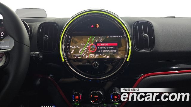 MINI Cooper S Countryman JCW 2nd 2024 — фото 14