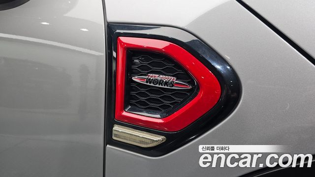 MINI Cooper S Countryman JCW 2nd 2024 — фото 32
