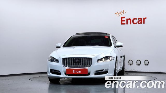 Jaguar XJ 3.0D Premium Luxury LWB X351 2016 — фото 3