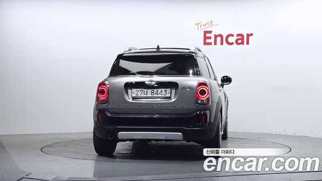 MINI Cooper D Countryman ALL4 2nd 2018 — фото 4