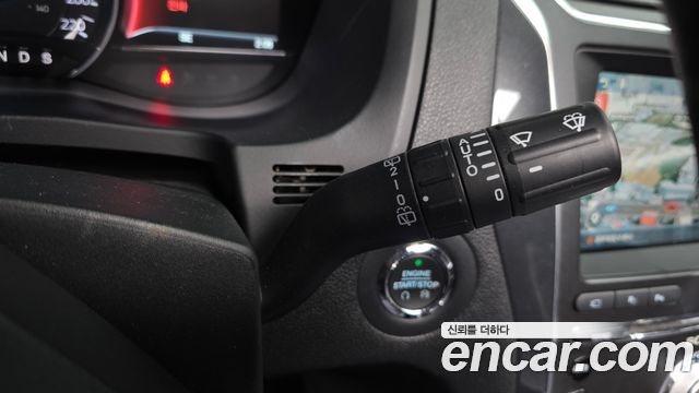 Ford Explorer 2.3 Limited 4WD 5th 2018 — фото 31