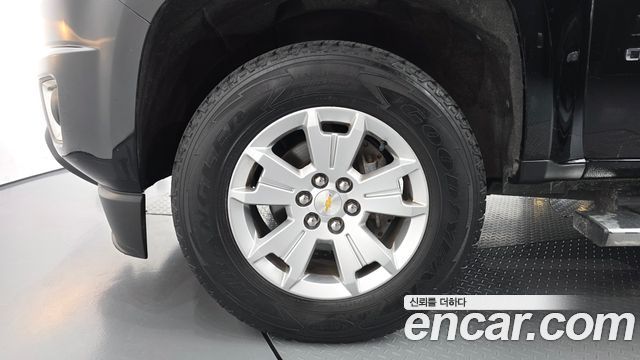 Chevrolet Colorado 3.6 Extreme 2WD 2020 — фото 5