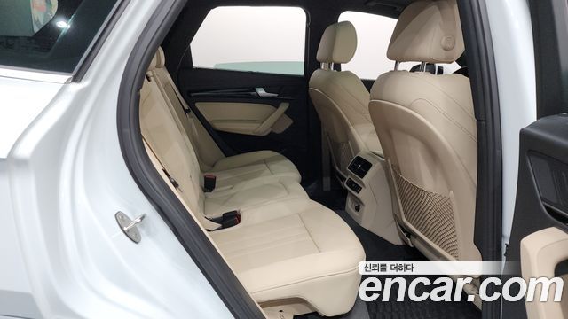 Audi Q5 (FY) 40 TDI Quattro Premium 2021 — фото 11