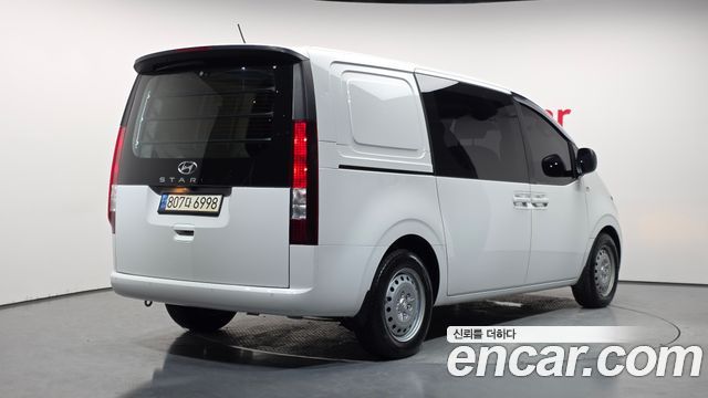 Hyundai Staria Cargo 5-Seater Smart 2022 — фото 2