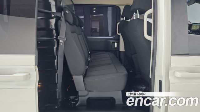 Hyundai Staria Cargo 5-Seater Smart 2022 — фото 12