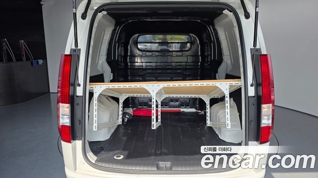 Hyundai Staria Cargo 5-Seater Smart 2022 — фото 20