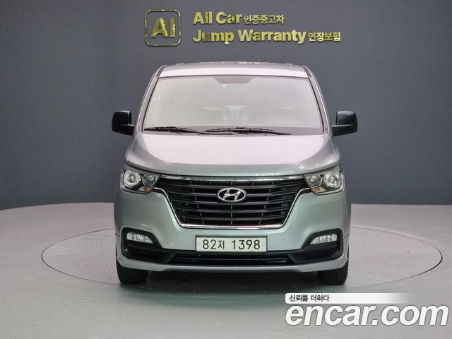 Hyundai Grand Starex Van 3-Seater Smart 2021 — фото 2
