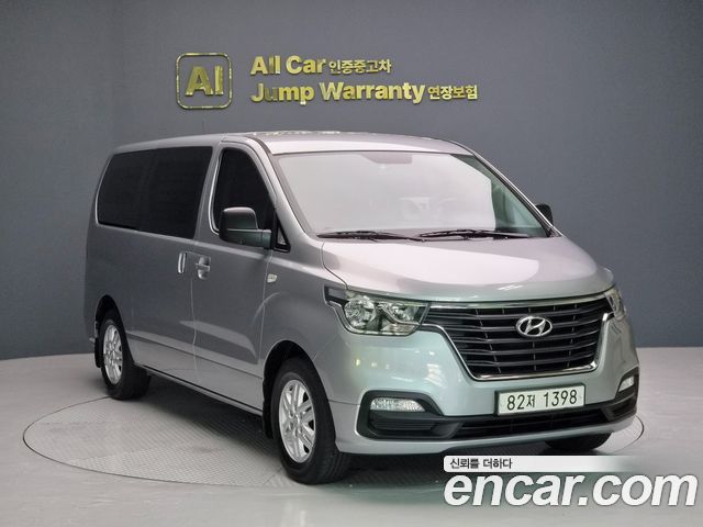 Hyundai Grand Starex Van 3-Seater Smart 2021 — фото 3