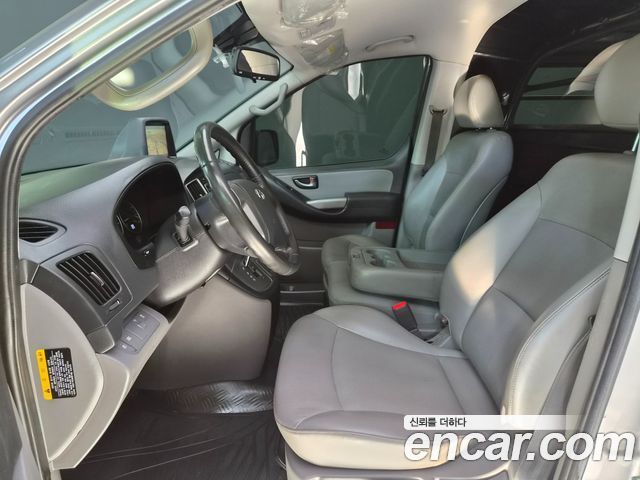 Hyundai Grand Starex Van 3-Seater Smart 2021 — фото 6