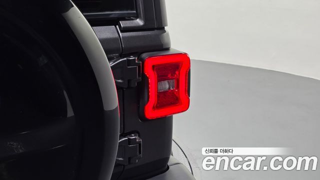 Jeep Wrangler (JL) 2.0 Overland 4Door 2019 — фото 23