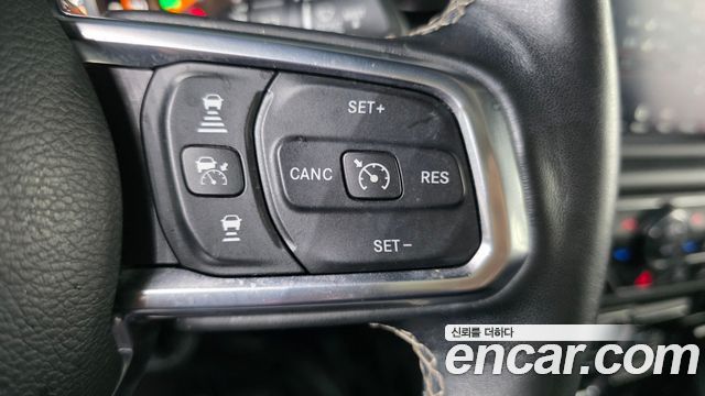 Jeep Wrangler (JL) 2.0 Overland 4Door 2019 — фото 27