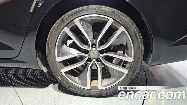Renault Korea SM6 1.6 TCe RE 2016 — фото 21