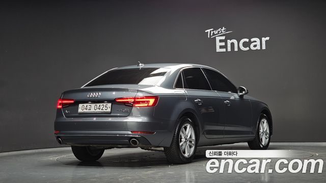 Audi A4 (B9) 45 TFSI Quattro Premium 2016 — фото 2