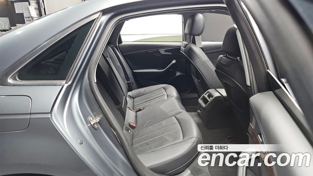 Audi A4 (B9) 45 TFSI Quattro Premium 2016 — фото 11