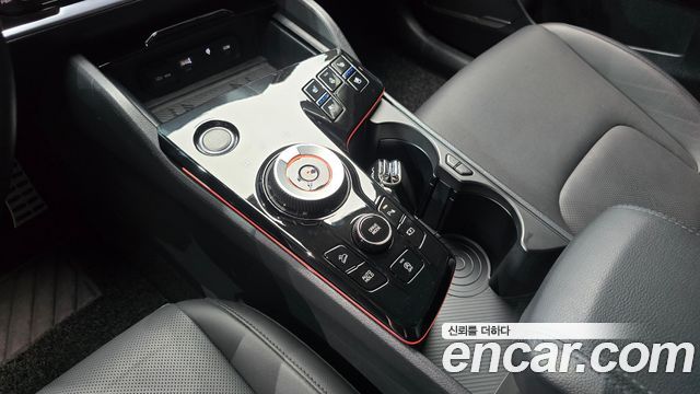 Kia Sportage (V) Gasoline 1.6 Turbo 2WD Signature 2024 — фото 9