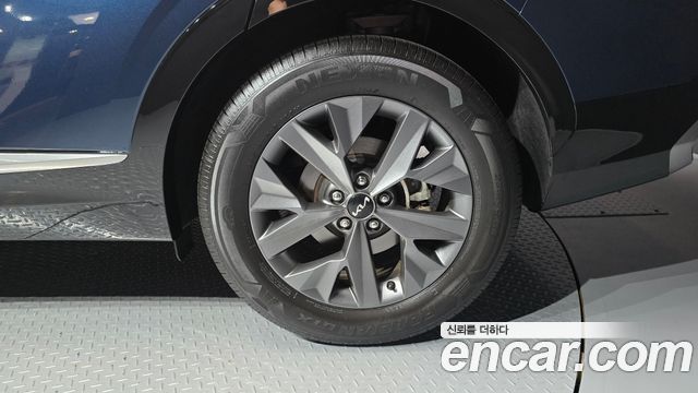 Kia Sportage (V) Gasoline 1.6 Turbo 2WD Signature 2024 — фото 21