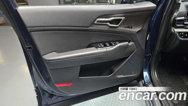 Kia Sportage (V) Gasoline 1.6 Turbo 2WD Signature 2024 — фото 24