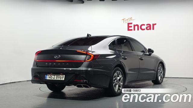 Hyundai Sonata (DN8) 1.6 Turbo Premium Family 2021 — фото 2