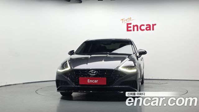 Hyundai Sonata (DN8) 1.6 Turbo Premium Family 2021 — фото 3