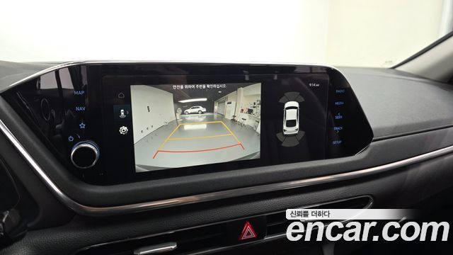 Hyundai Sonata (DN8) 1.6 Turbo Premium Family 2021 — фото 14